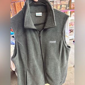 Men’s Columbia Sweater Vest